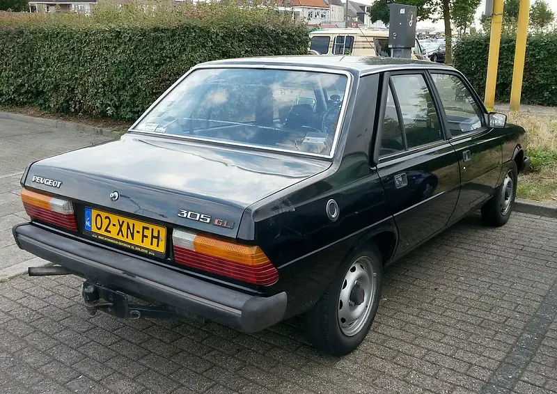 Peugeot 305 305 1.5 S 7