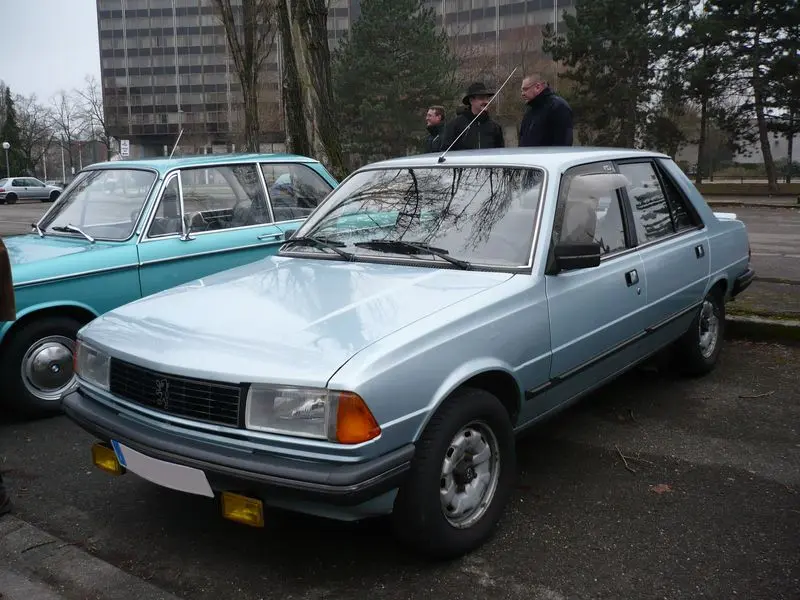 Peugeot 305 305 1.5 SR 6