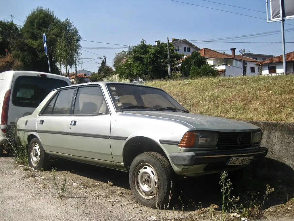 Peugeot 305 305 1.5 SR 0
