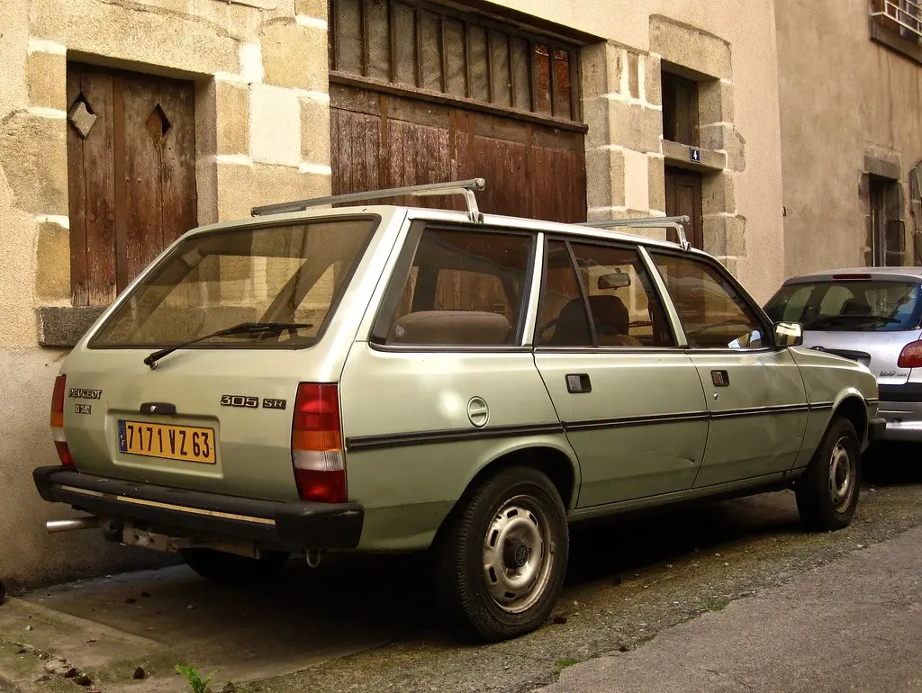 Peugeot 305 305 1.5 SR 4