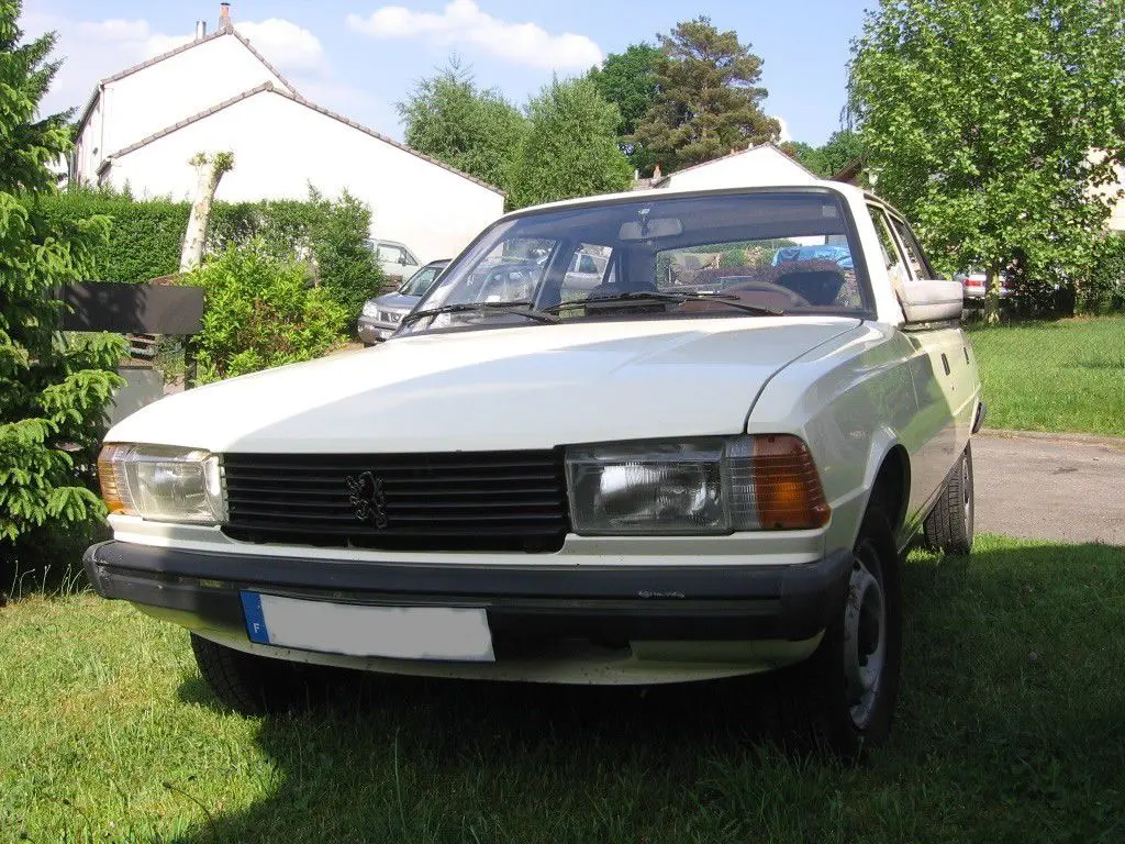 Peugeot 305 305 1.5 S 6