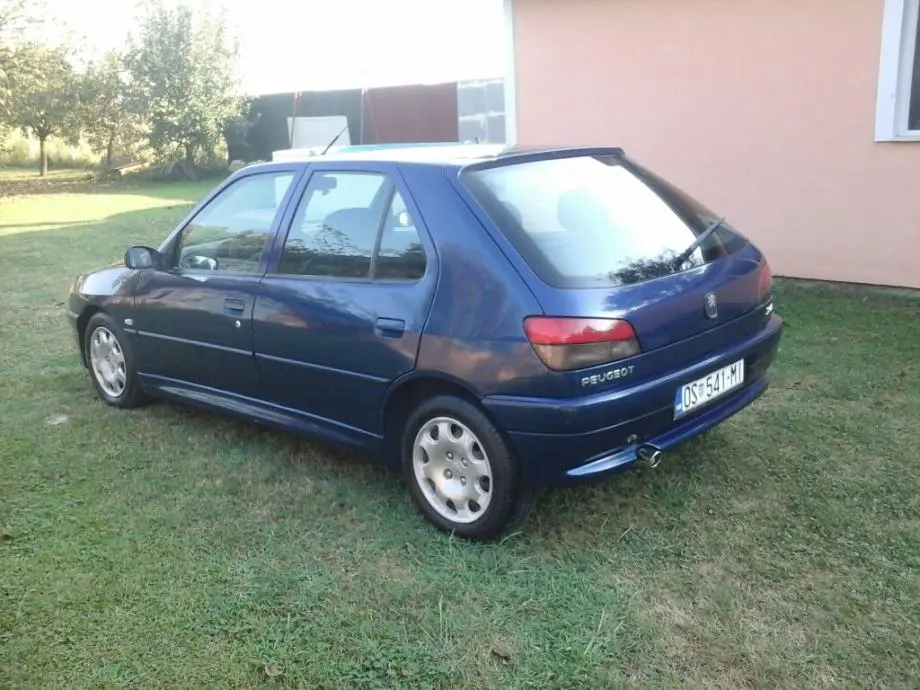 Peugeot 306 306 1.6 XR 1