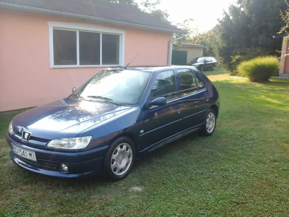 Peugeot 306 306 1.6 XR 4