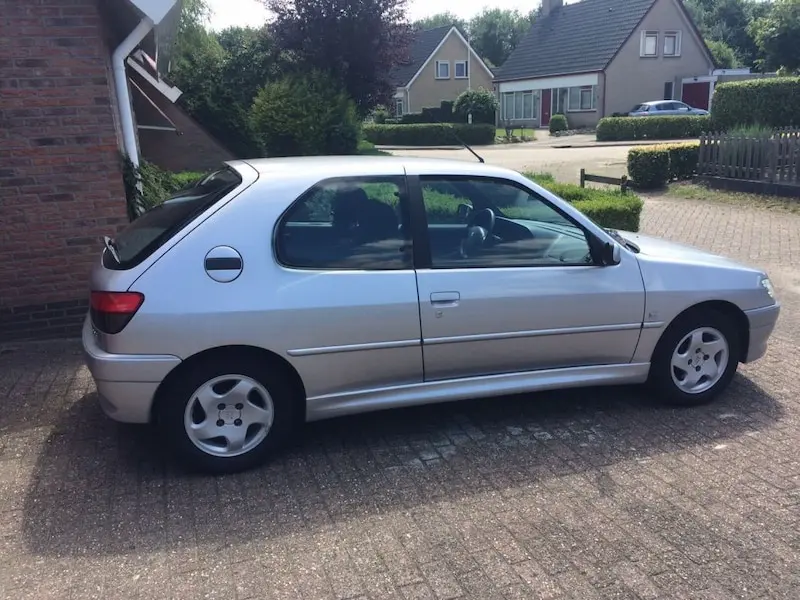 Peugeot 306 306 1.6 XR 3