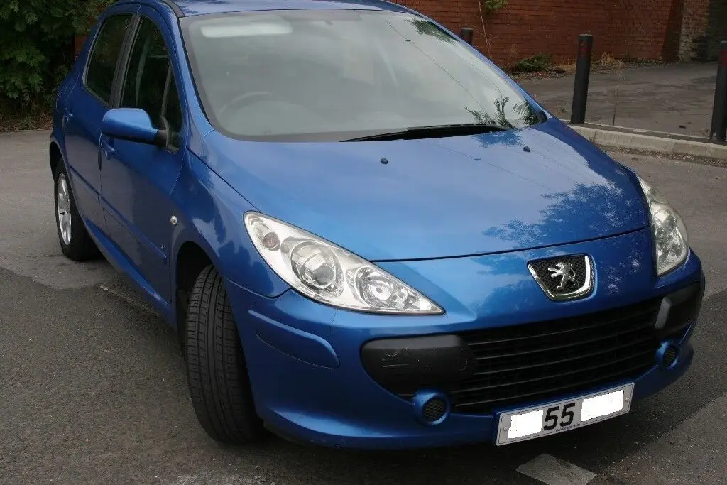 Peugeot 307 307 1.6 HDI Comfort 6