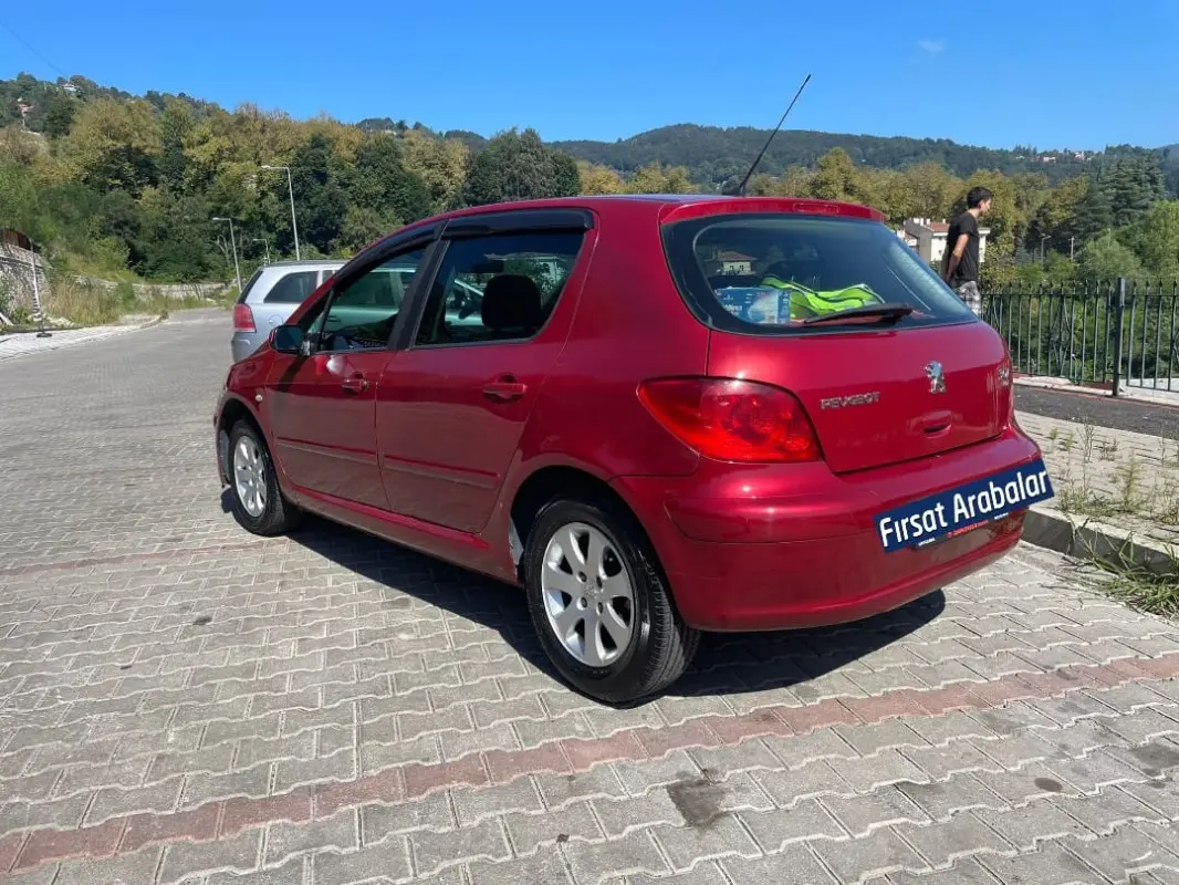 Peugeot 307 307 1.6 HDI Designtech 6