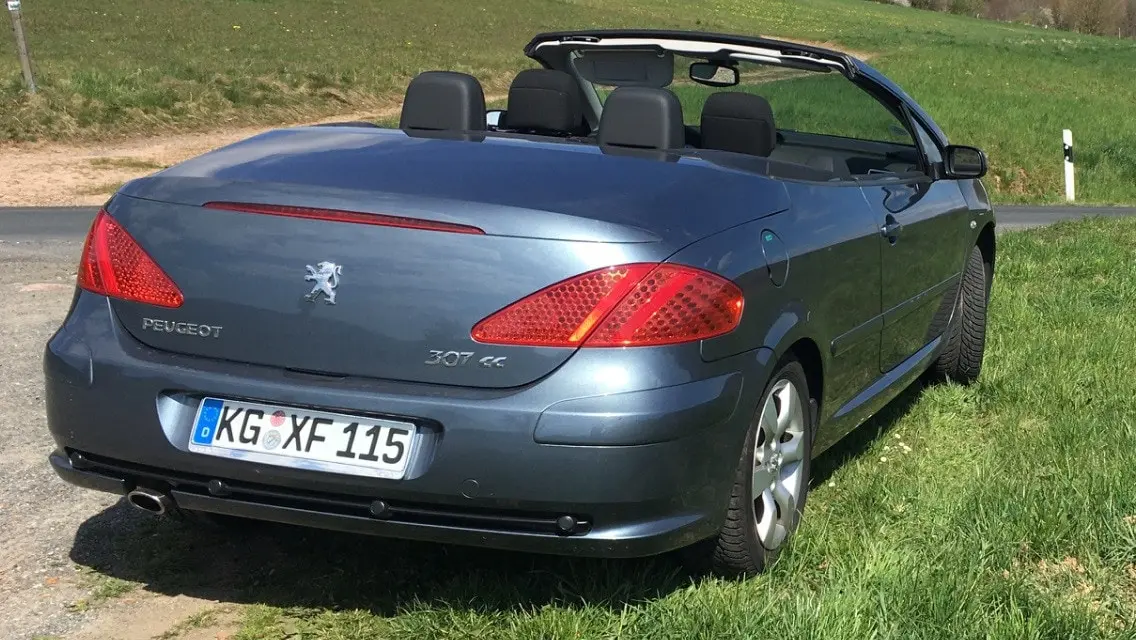 Peugeot 307 307 CC 2.0 Dynamic 7