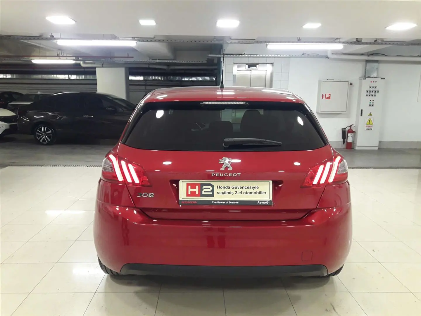 Peugeot 308 308 1.2 PureTech Stop&Start Style EAT8 4