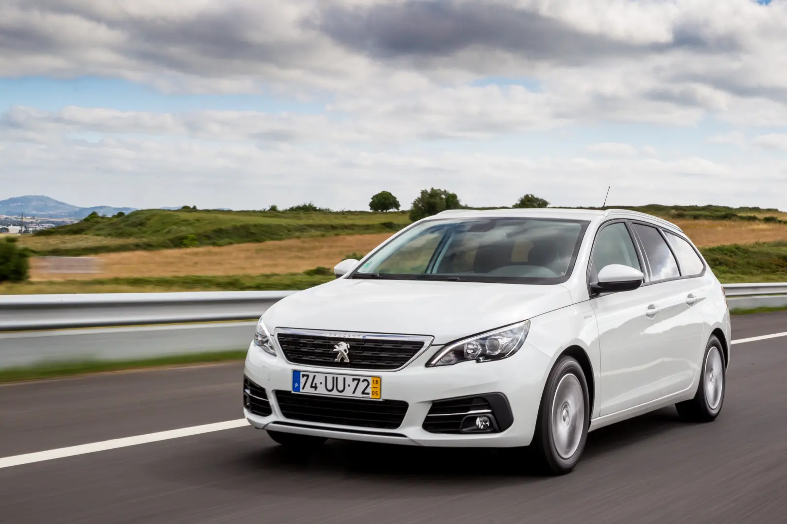 Peugeot 308 308 1.5 BlueHDI Style Dynamic EAT8 7
