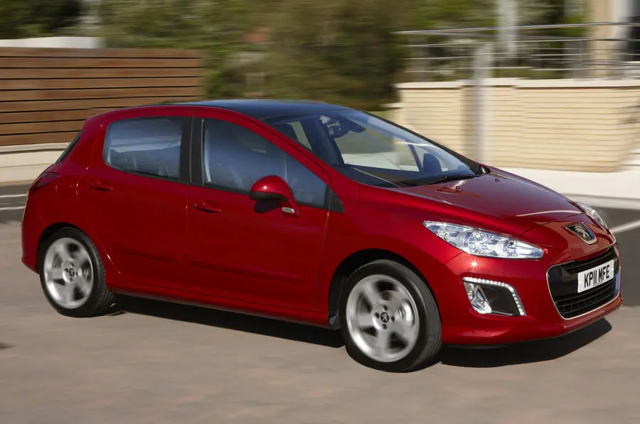 Peugeot 308 308 1.6 e-HDI Active Plus 6