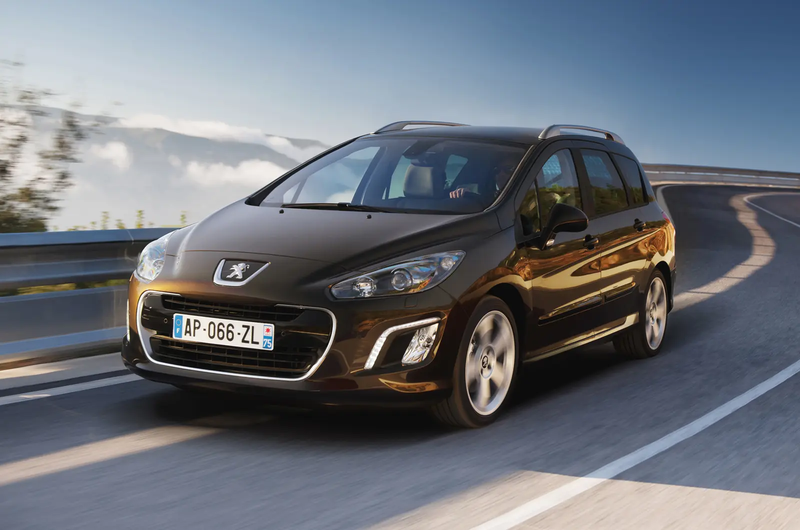 Peugeot 308 308 1.6 e-HDI Active Plus 6