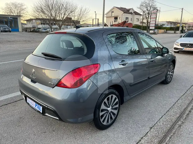 Peugeot 308 308 1.6 HDI Access 6