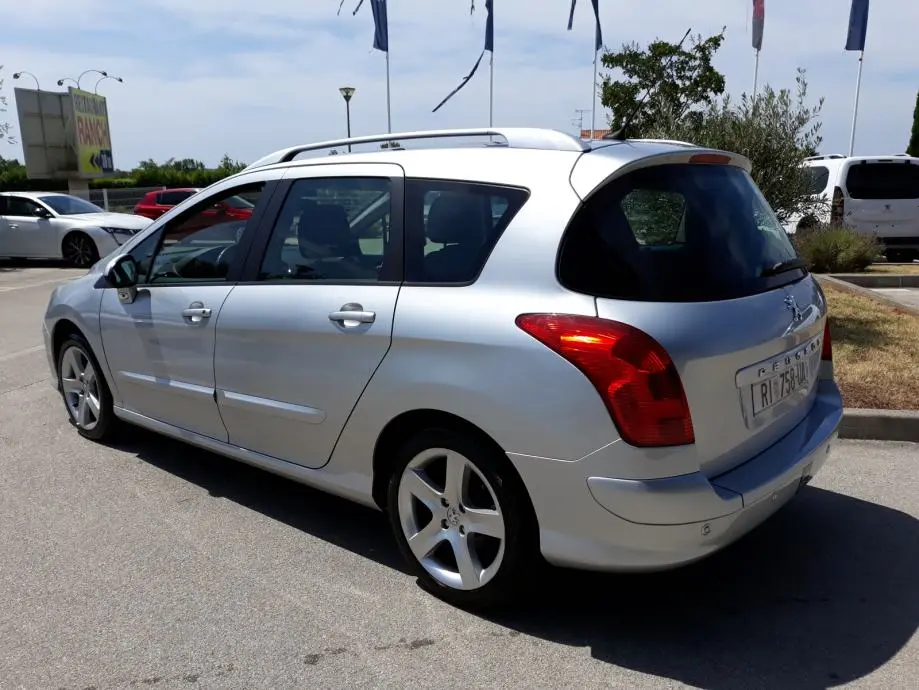 Peugeot 308 308 1.6 HDI Comfort Pack 4
