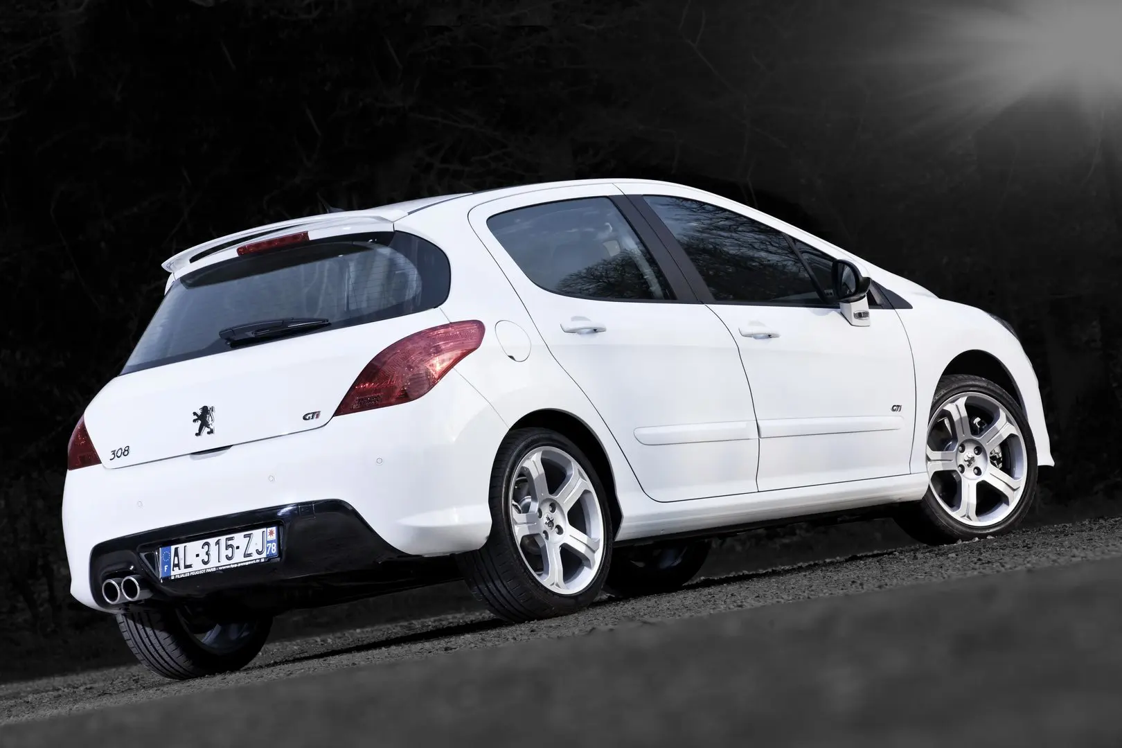 Peugeot 308 308 1.6 THP Start&Stop GTI by Peugeot Sport 6