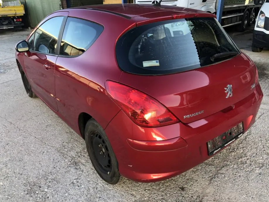 Peugeot 308 308 1.6 VTI Comfort 6