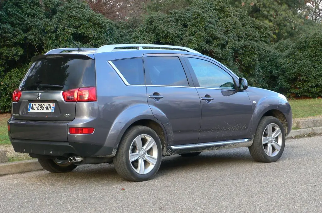 Peugeot 4007 4007 2.2 HDI Premium Pack 2
