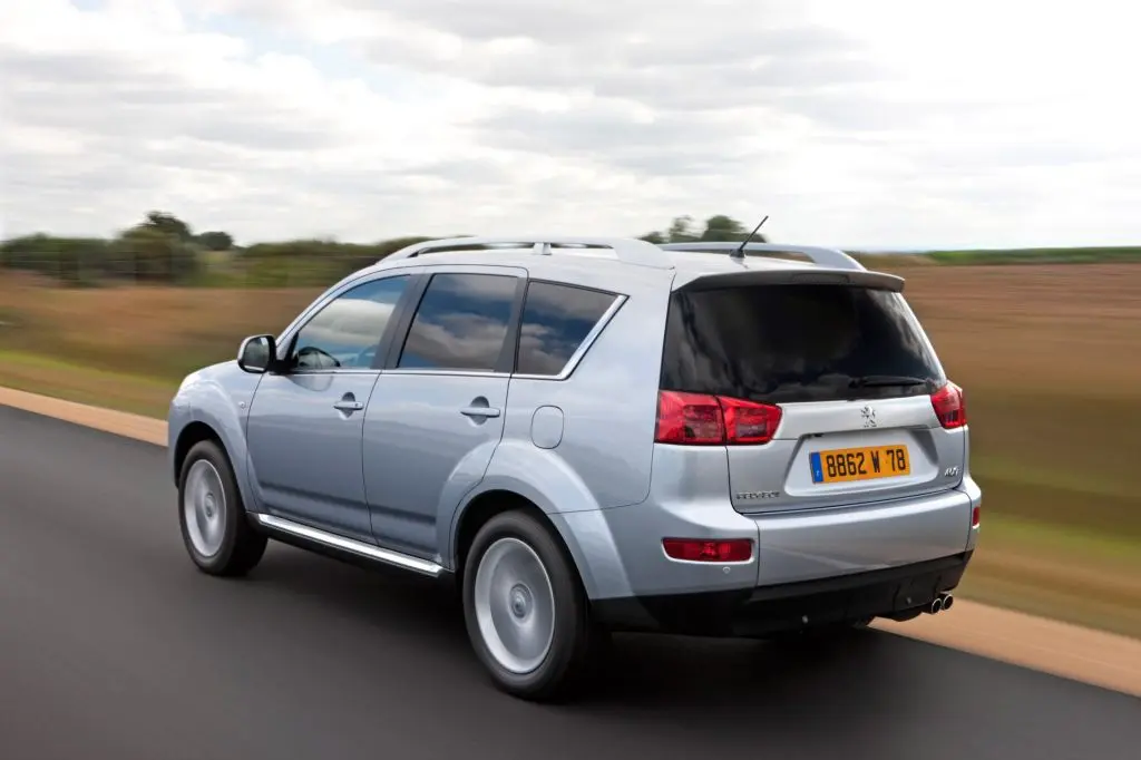 Peugeot 4007 4007 2.2 HDI Premium Pack 3