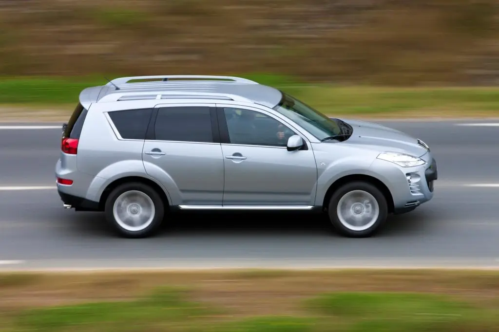Peugeot 4007 4007 2.2 HDI Premium Pack 7