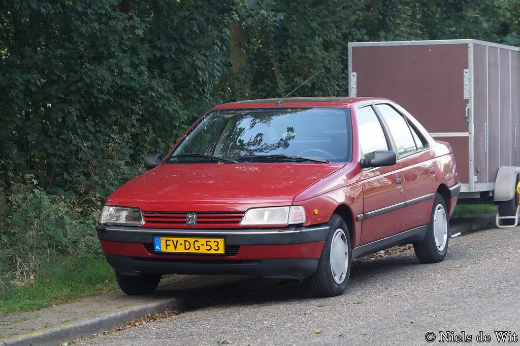 Peugeot 405 405 1.6 GL 2
