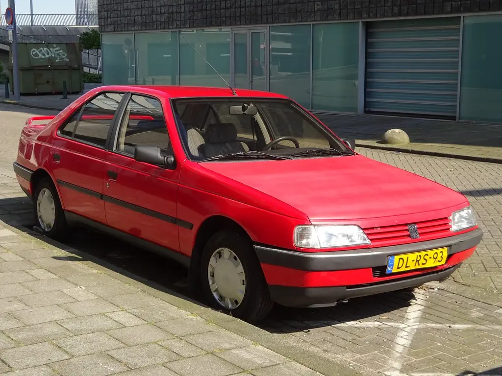 Peugeot 405 405 1.6 GL 3