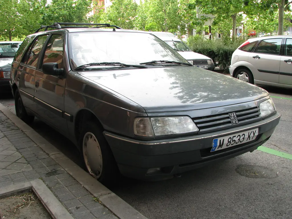 Peugeot 405 405 1.9 GR 6