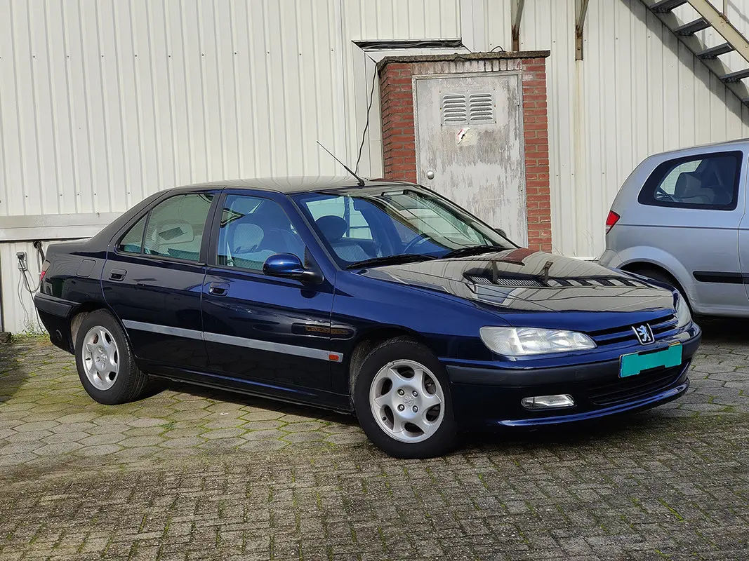 Peugeot 406 406 1.8 SL 5