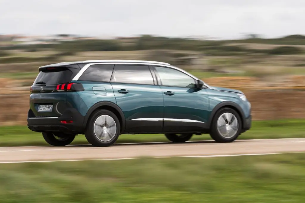 Peugeot 5008 5008 1.2 PureTech Start&Stop Active SkyPack EAT6 4