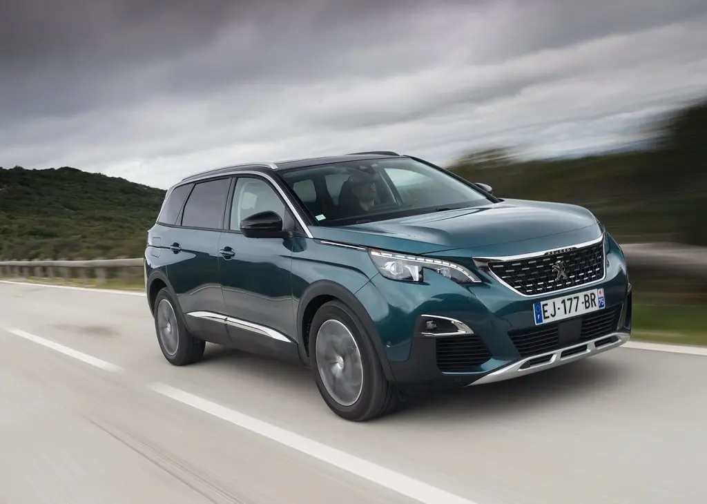 Peugeot 5008 5008 1.6 BlueHDI Allure Elegance Pack EAT6 0