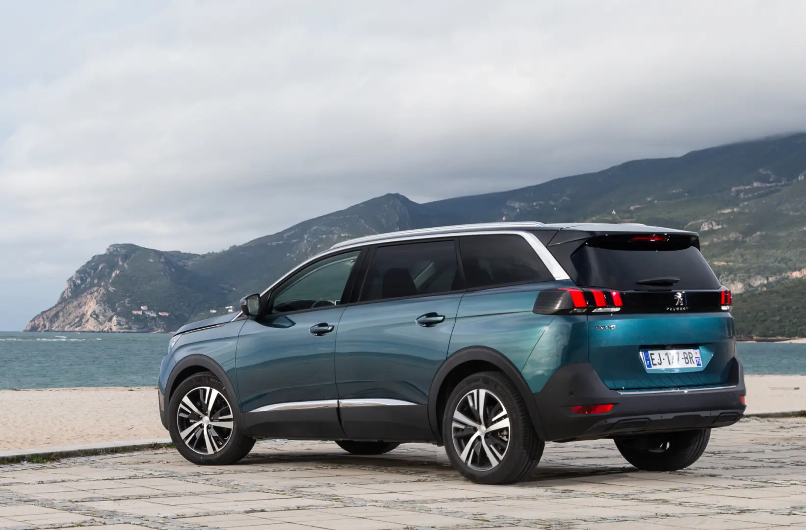 Peugeot 5008 5008 1.6 BlueHDI Allure EAT6 6