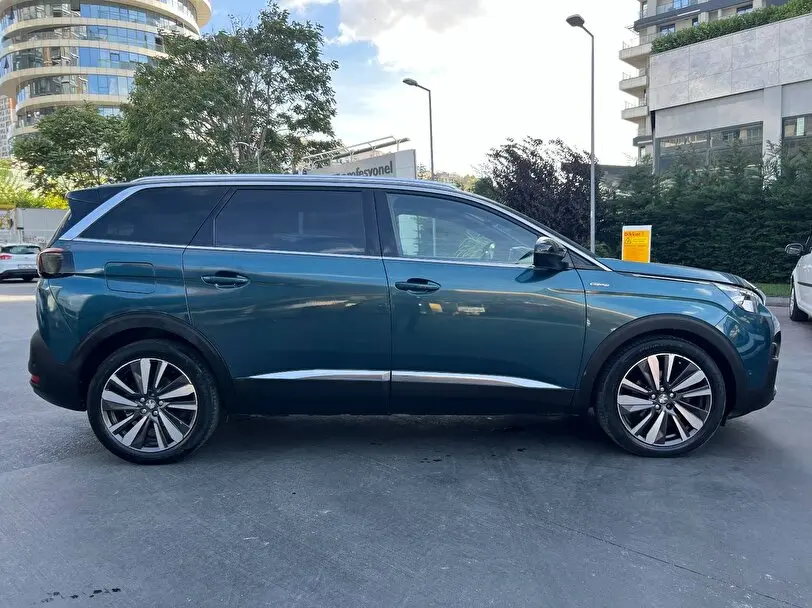 Peugeot 5008 5008 1.6 BlueHDI GT Line EAT6 5