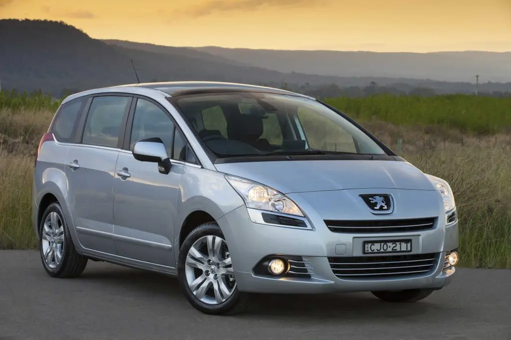 Peugeot 5008 5008 1.6 HDI Active 6