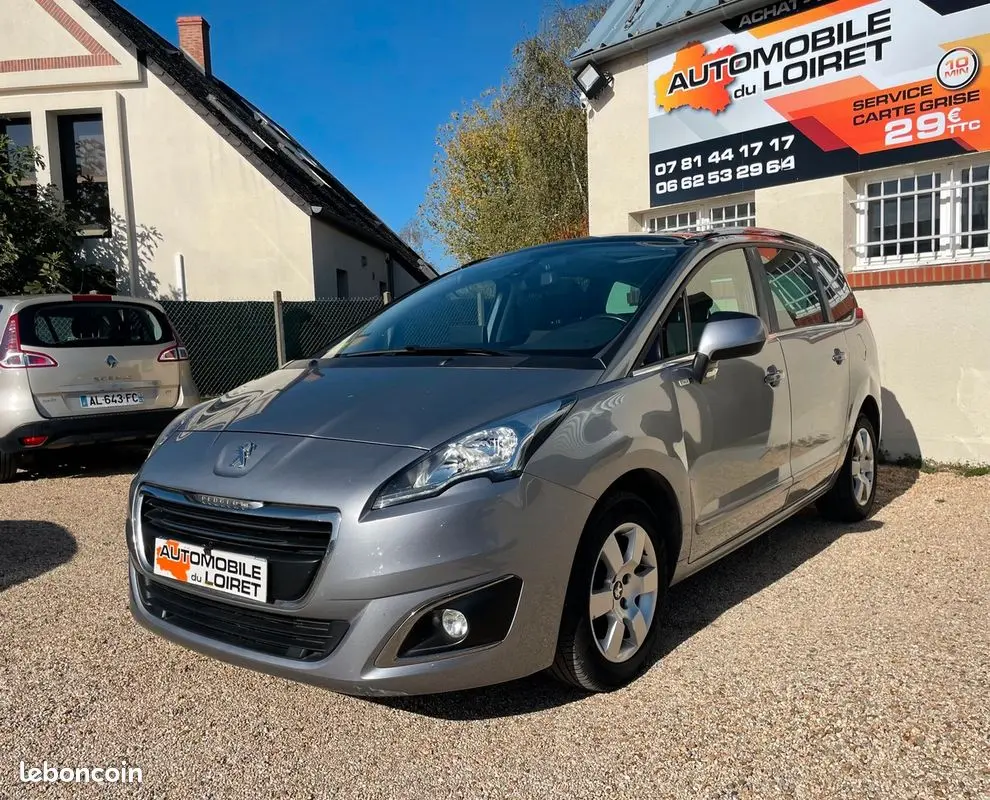 Peugeot 5008 5008 1.6 HDI Premium 4
