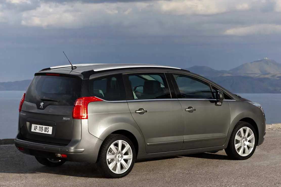 Peugeot 5008 5008 1.6 HDI Premium Auto6R 3