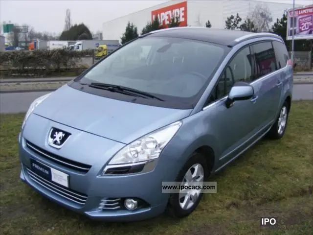 Peugeot 5008 5008 1.6 HDI Premium Pack Auto6R 1