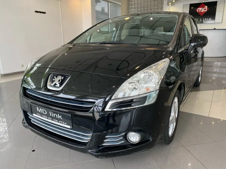 Peugeot 5008 5008 1.6 HDI Premium Auto6R 5
