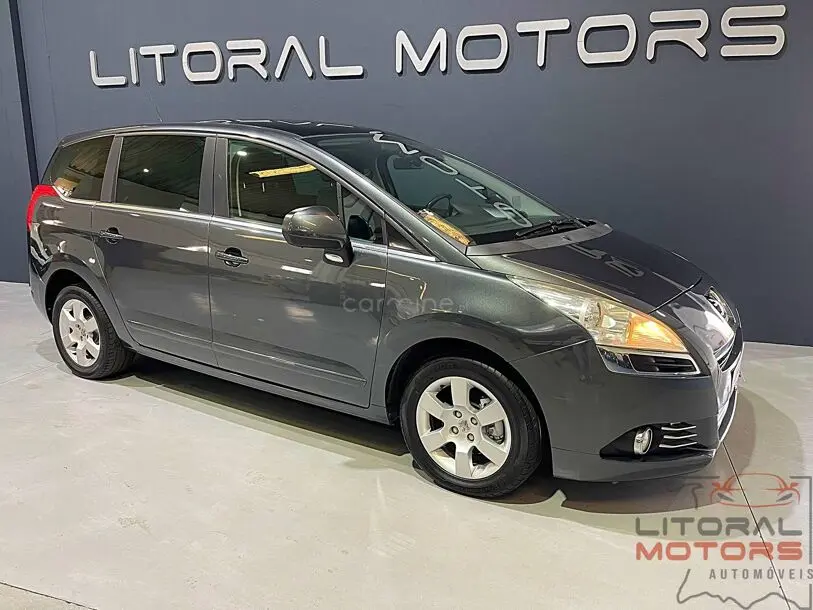 Peugeot 5008 5008 1.6 HDI Premium Auto6R 6