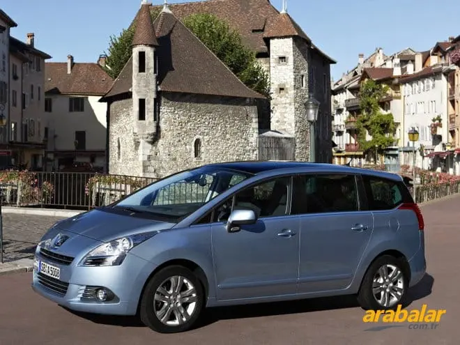 Peugeot 5008 5008 1.6 HDI Premium Pack Auto6R 2