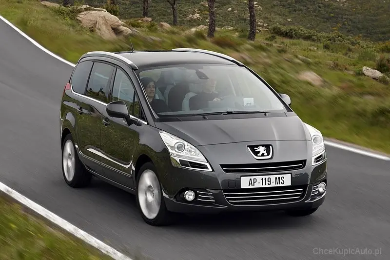 Peugeot 5008 5008 1.6 HDI Premium Pack Auto6R 4