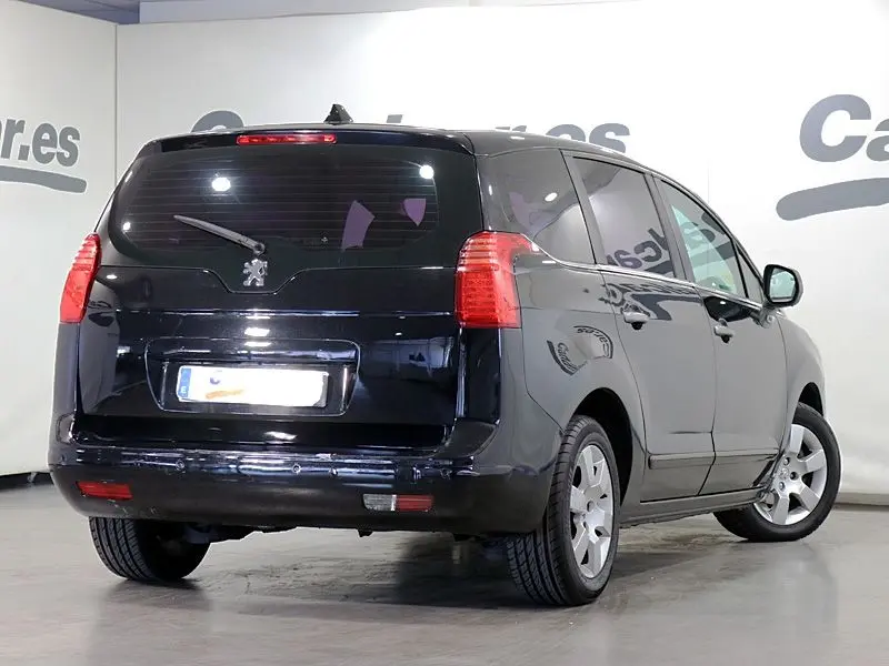 Peugeot 5008 5008 1.6 HDI Premium Pack Auto6R 4