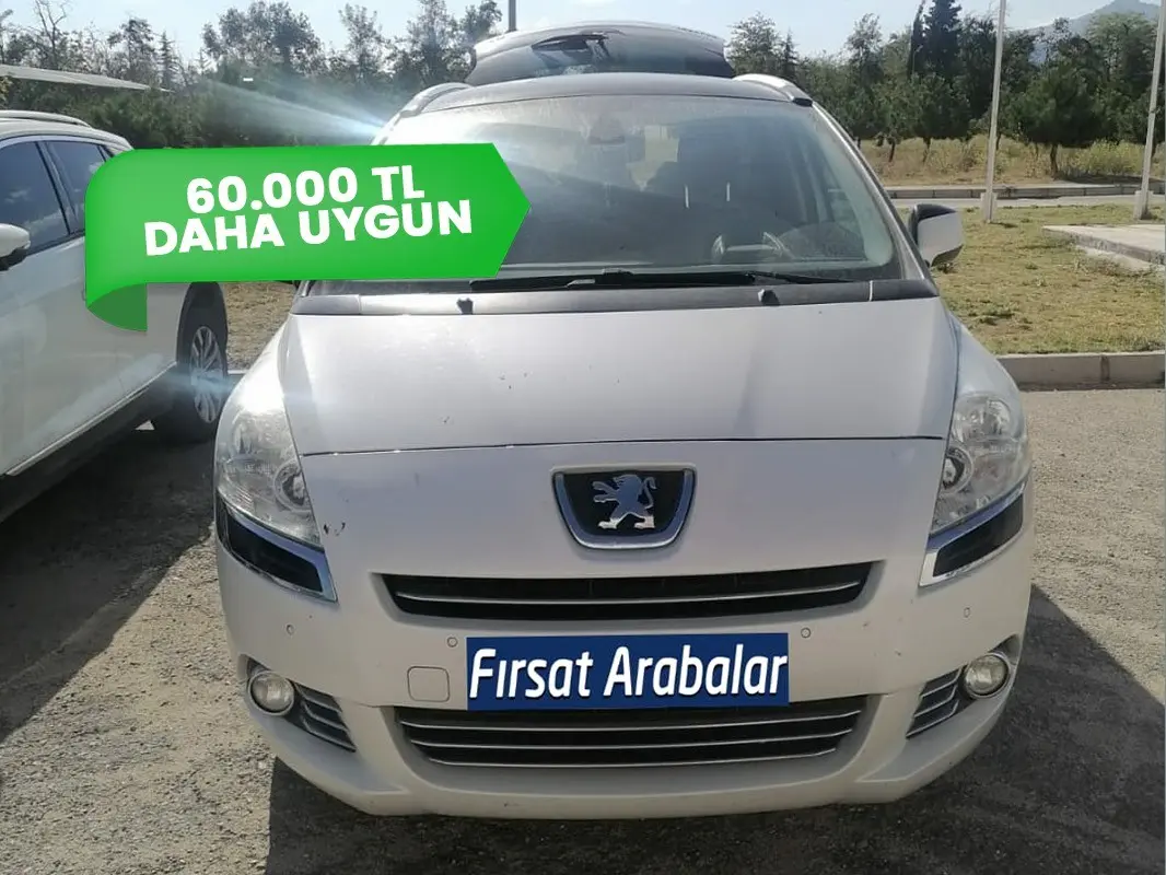 Peugeot 5008 5008 1.6 HDI Premium Pack Auto6R 5