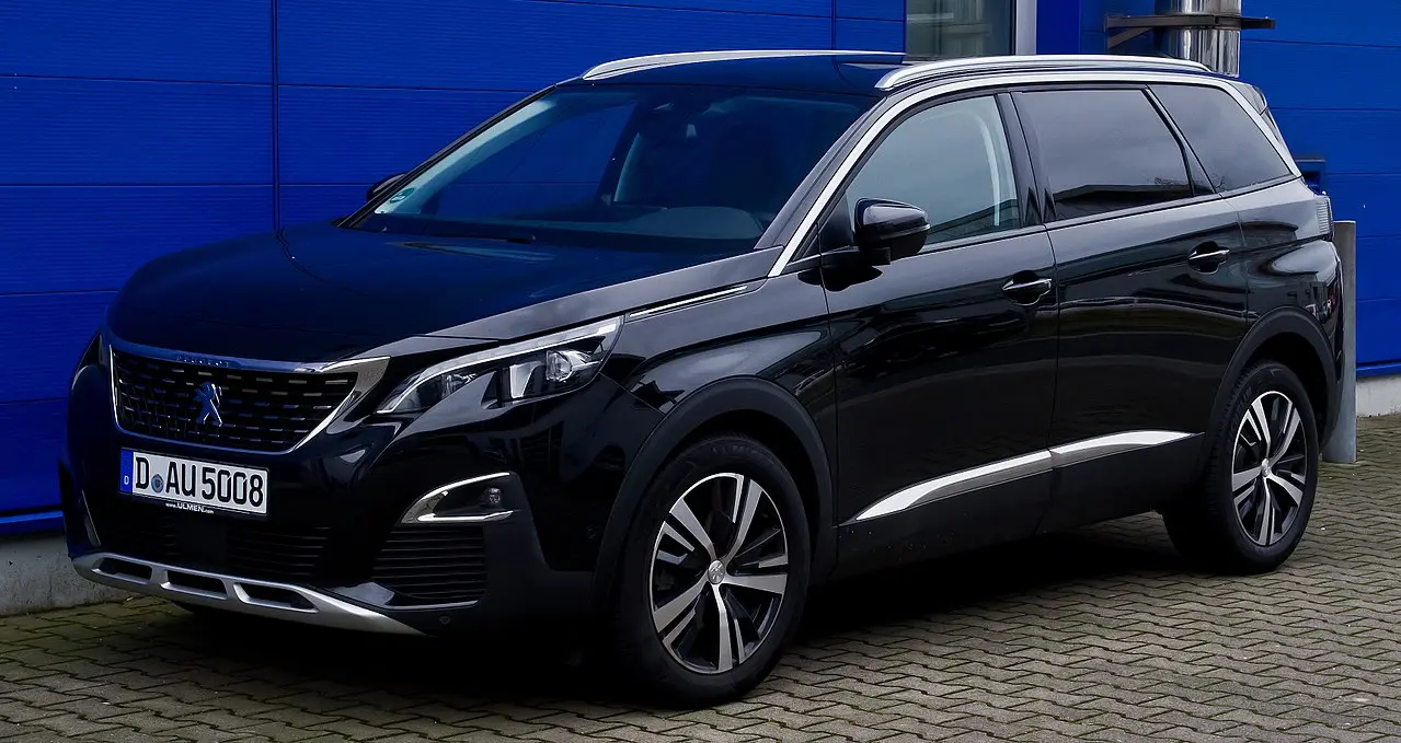 Peugeot 5008 5008 1.6 THP GT Line Dynamic EAT8	 1