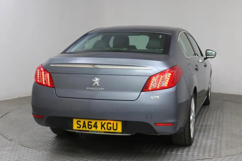 Peugeot 508 508 2.0 HDI Allure 6