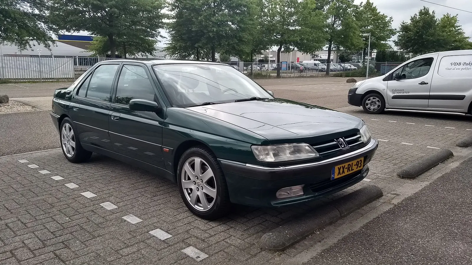 Peugeot 605 605 3.0 24V SV 4