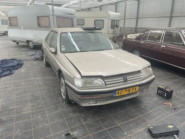 Peugeot 605 605 3.0 SV 1