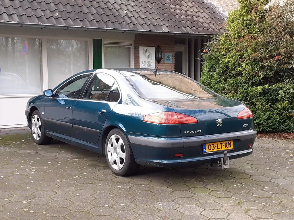 Peugeot 607 607 2.2 Executive 2