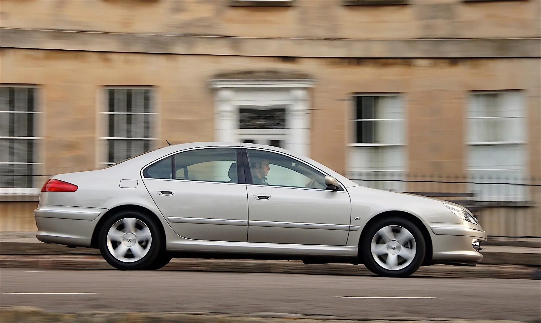 Peugeot 607 607 2.2 Executive 6