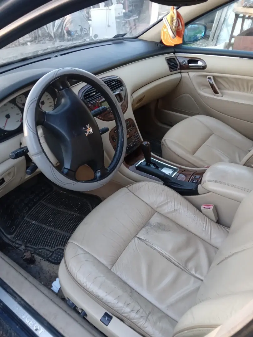 Peugeot 607 607 2.2 Standard Tiptronic 6
