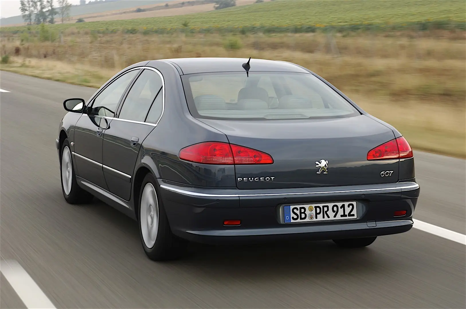 Peugeot 607 607 2.2 Executive 2