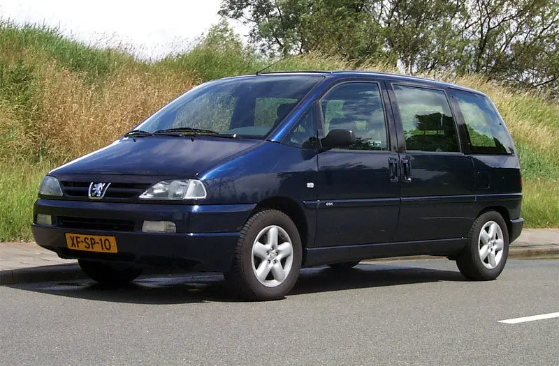 Peugeot 806 806 2.0 ST 1