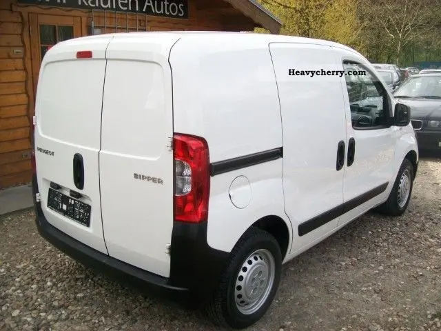 Peugeot Bipper Bipper 1.4 HDI Outdoor Plus 2